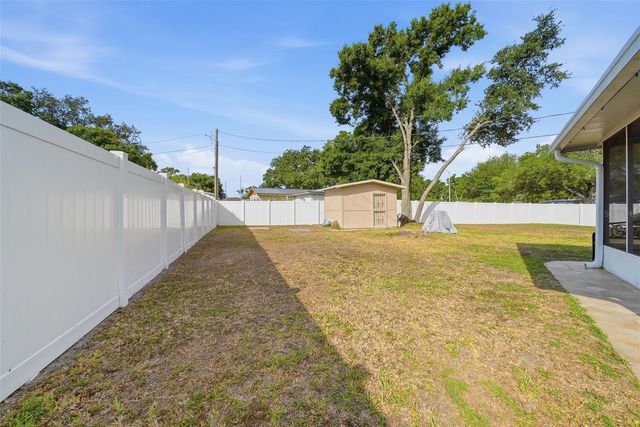 4943 WISHART BOULEVARD, Tampa, FL 33603