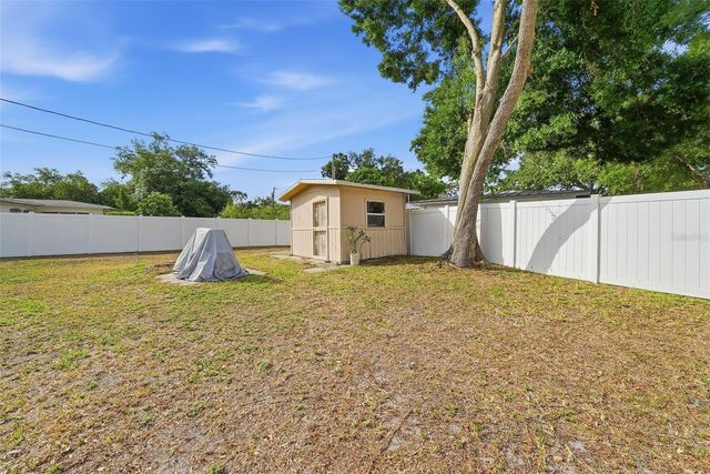 4943 WISHART BOULEVARD, Tampa, FL 33603