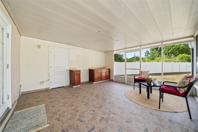 4943 WISHART BOULEVARD, Tampa, FL 33603