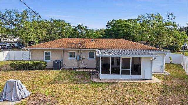 4943 WISHART BOULEVARD, Tampa, FL 33603