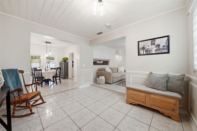 4943 WISHART BOULEVARD, Tampa, FL 33603
