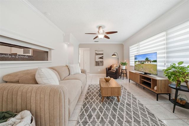 4943 WISHART BOULEVARD, Tampa, FL 33603