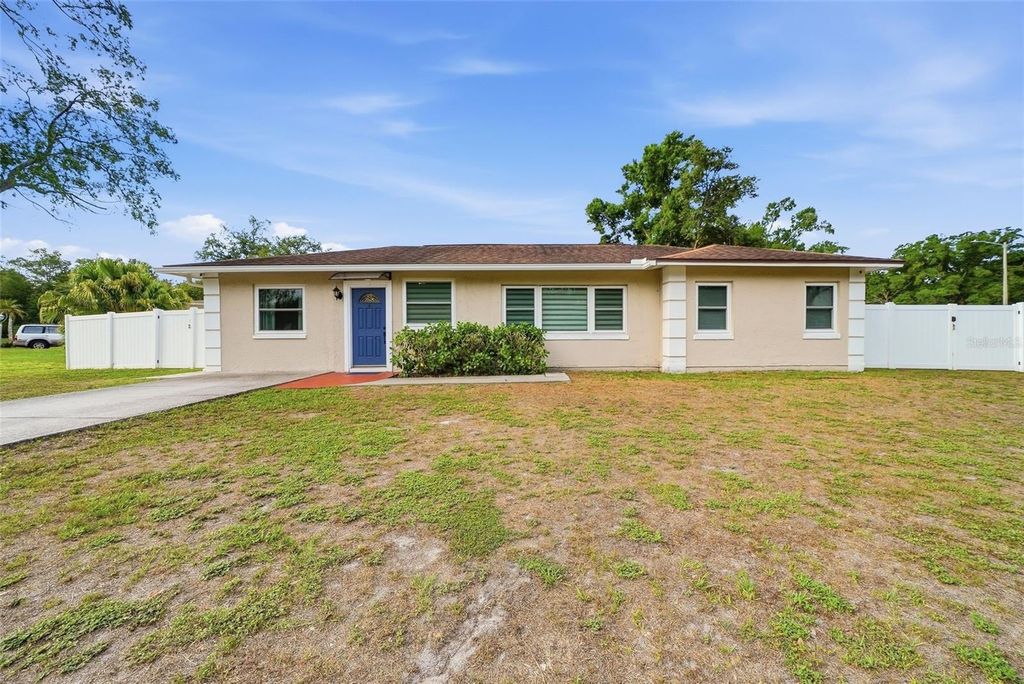 4943 WISHART BOULEVARD, Tampa, FL 33603