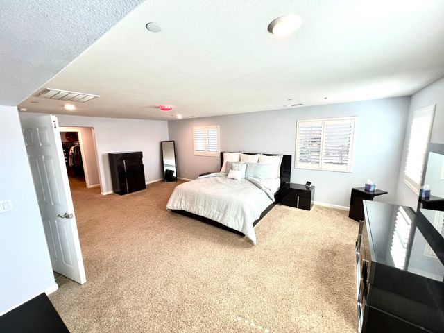 5025 Maestro Way, Roseville, CA 95747