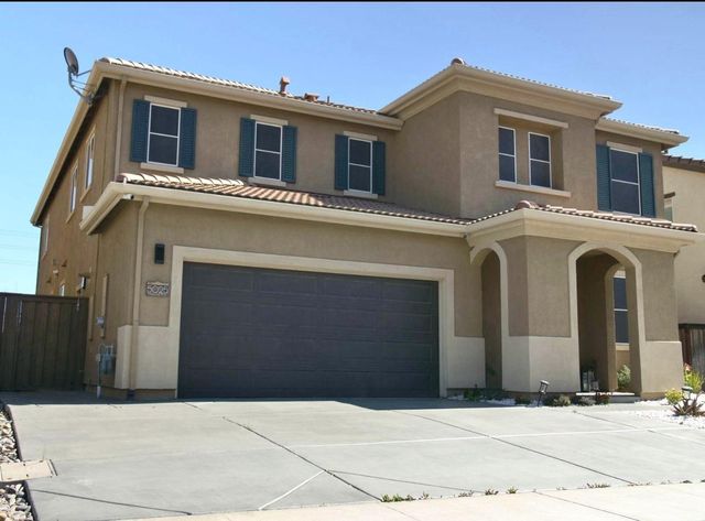 5025 Maestro Way, Roseville, CA 95747