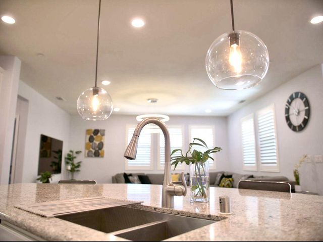 5025 Maestro Way, Roseville, CA 95747
