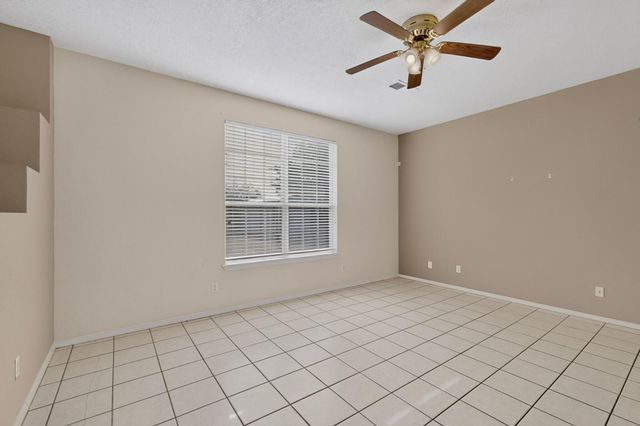 1401 Cerro Crestado Drive NW, Los Lunas, NM 87031