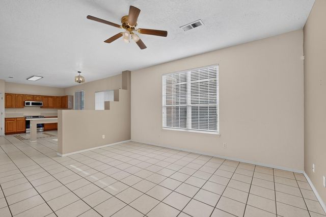 1401 Cerro Crestado Drive NW, Los Lunas, NM 87031
