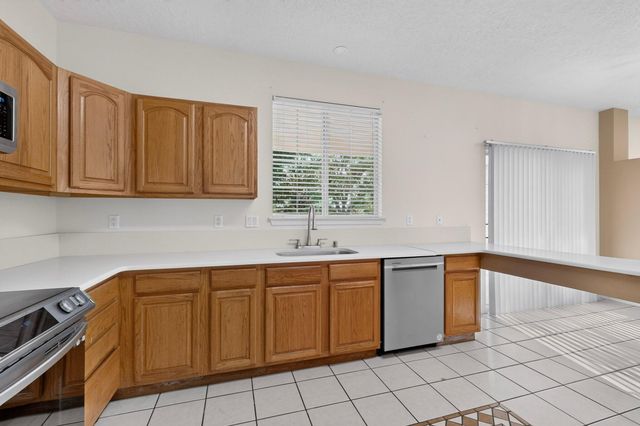 1401 Cerro Crestado Drive NW, Los Lunas, NM 87031