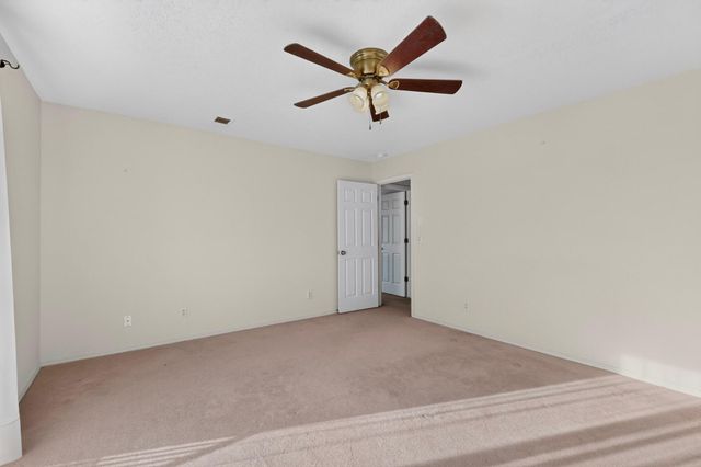 1401 Cerro Crestado Drive NW, Los Lunas, NM 87031
