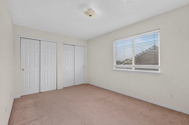 1401 Cerro Crestado Drive NW, Los Lunas, NM 87031