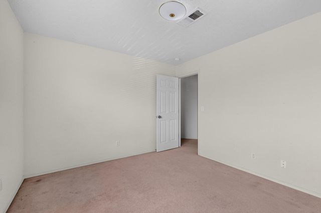 1401 Cerro Crestado Drive NW, Los Lunas, NM 87031