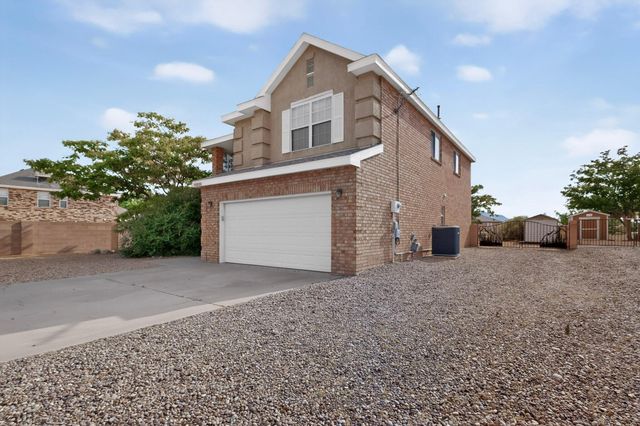 1401 Cerro Crestado Drive NW, Los Lunas, NM 87031