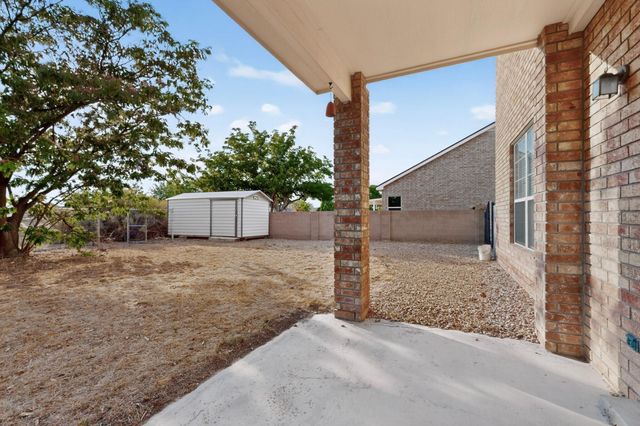 1401 Cerro Crestado Drive NW, Los Lunas, NM 87031