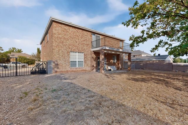1401 Cerro Crestado Drive NW, Los Lunas, NM 87031