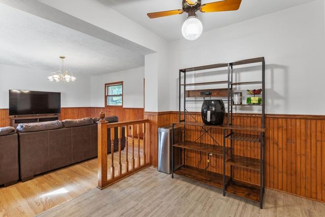 315 17th Avenue N, South Saint Paul, MN 55075