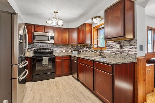 315 17th Avenue N, South Saint Paul, MN 55075