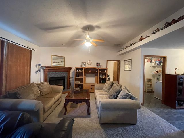 3502 W Village Terrace, Springfield, MO 65810