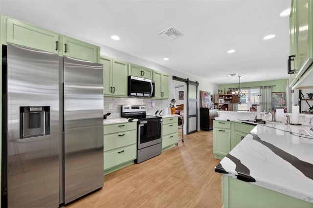 11367 LAUFERSKY LANE, Oxford, FL 34484