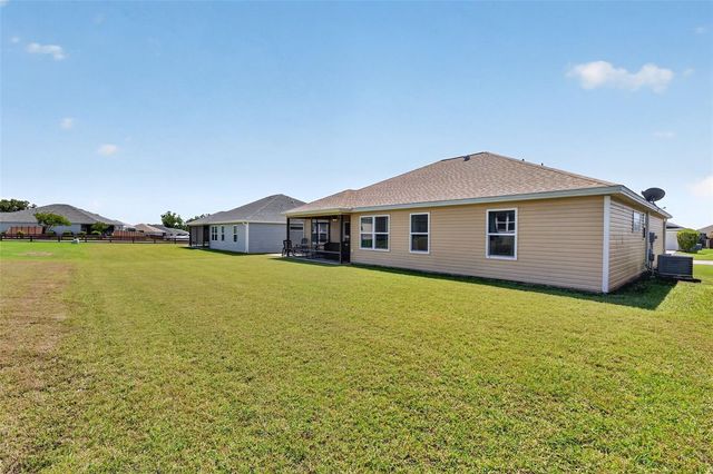 11367 LAUFERSKY LANE, Oxford, FL 34484