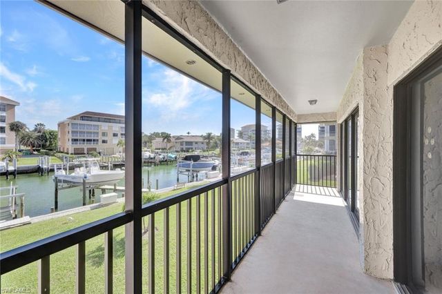 881 Panama CT # 202, Marco Island, FL 34145