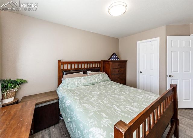 7724 Canyon Oak Drive, Colorado Springs, CO 80922