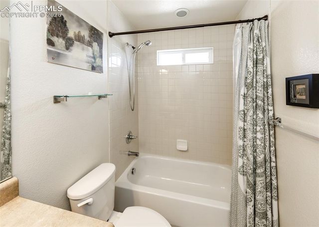 7724 Canyon Oak Drive, Colorado Springs, CO 80922