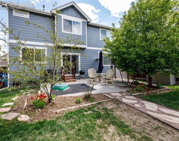 7724 Canyon Oak Drive, Colorado Springs, CO 80922