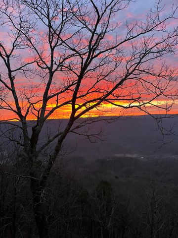 887 Sunset Drive, Rising Fawn, GA 30738