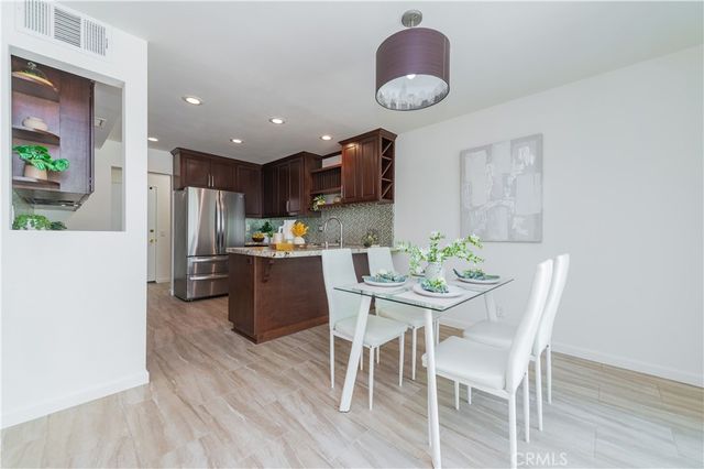 34 Stanford Court, Irvine, CA 92612