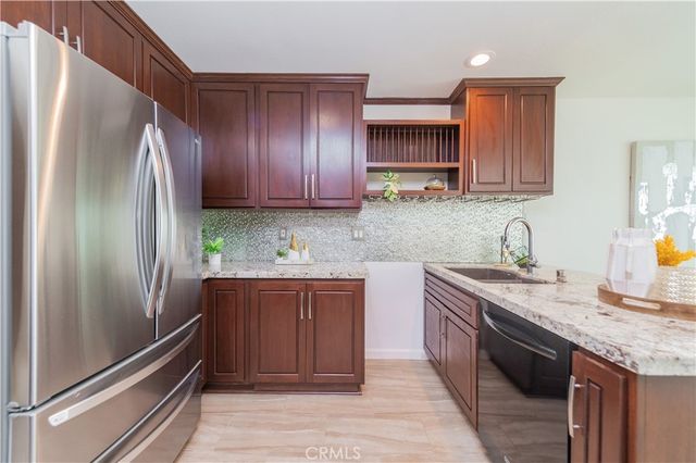 34 Stanford Court, Irvine, CA 92612