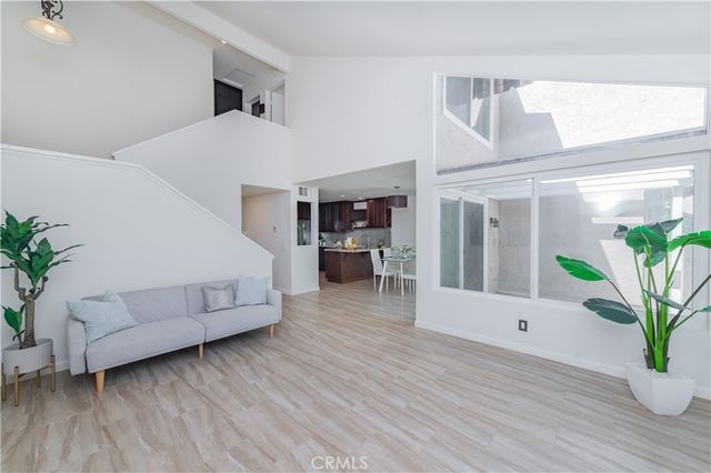 34 Stanford Court, Irvine, CA 92612