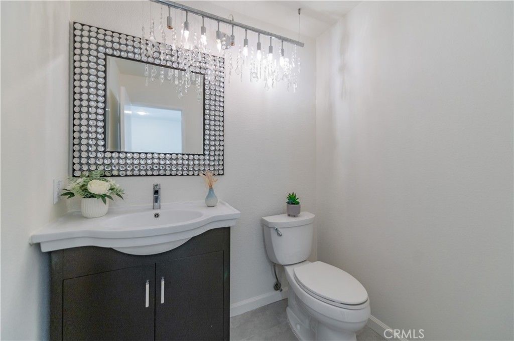 34 Stanford Court, Irvine, CA 92612 — photo 5