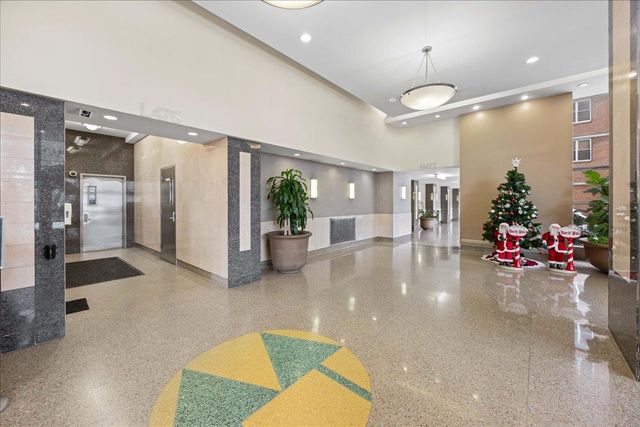477 FDR Drive M1602, New York (manhattan), NY 10002