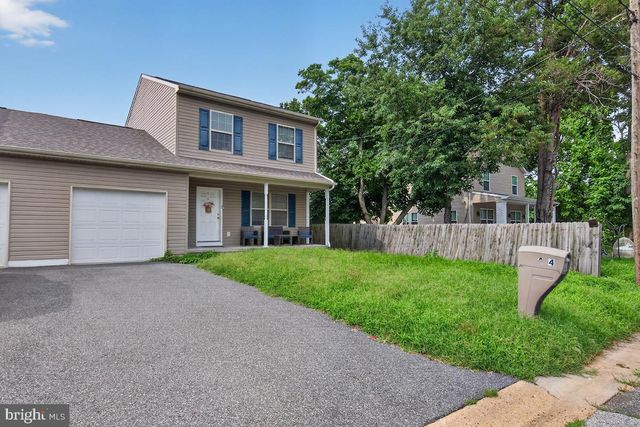 4 TYRONE AVE, New Castle, DE 19720