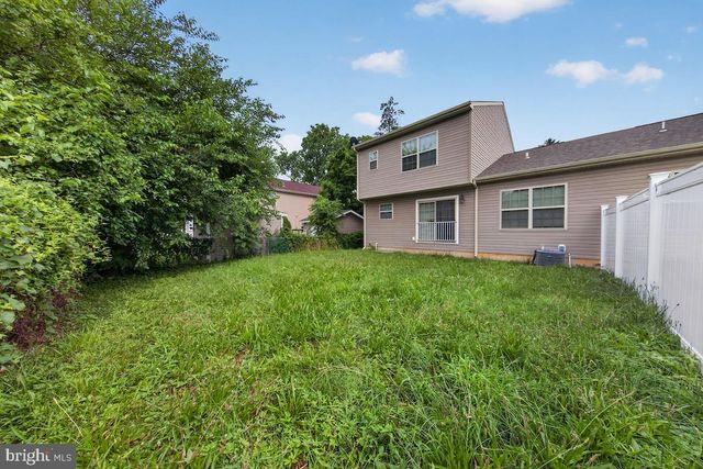 4 TYRONE AVE, New Castle, DE 19720