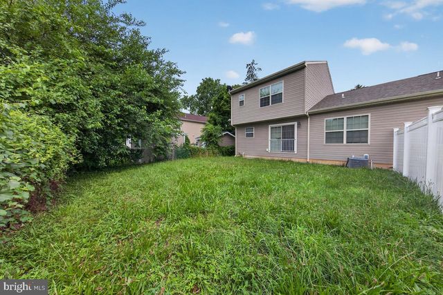 4 TYRONE AVE, New Castle, DE 19720