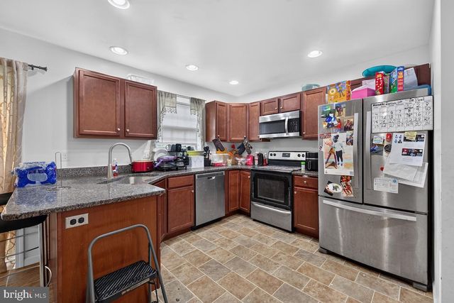 4 TYRONE AVE, New Castle, DE 19720