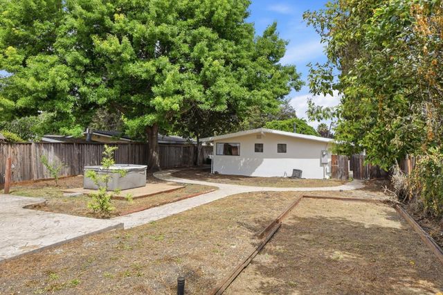 794 Lakemuir Drive, Sunnyvale, CA 94089
