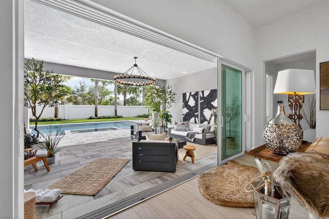 9374 Crestview Circle, Palm Beach Gardens, FL 33412