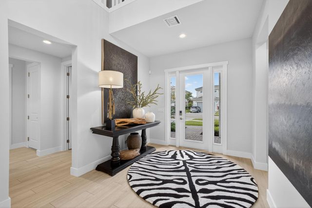 9374 Crestview Circle, Palm Beach Gardens, FL 33412