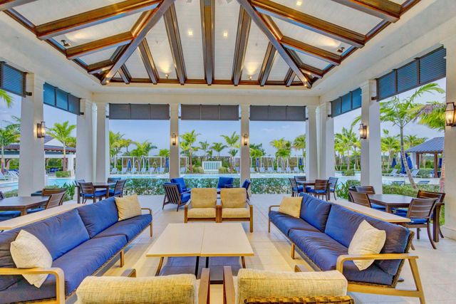 9374 Crestview Circle, Palm Beach Gardens, FL 33412