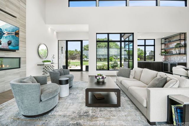 125 Monterey Trail, Boerne, TX 78006