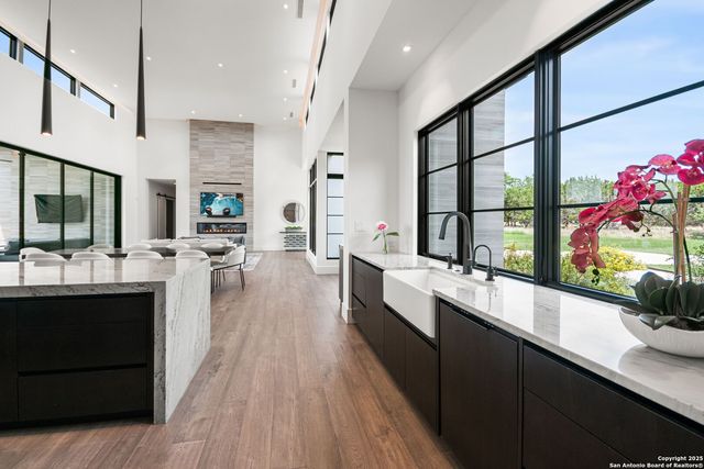 125 Monterey Trail, Boerne, TX 78006