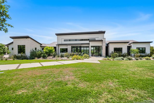 125 Monterey Trail, Boerne, TX 78006