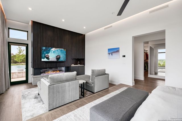 125 Monterey Trail, Boerne, TX 78006