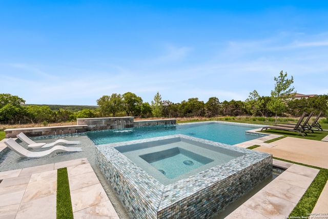 125 Monterey Trail, Boerne, TX 78006