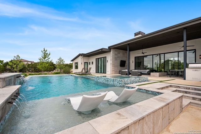 125 Monterey Trail, Boerne, TX 78006