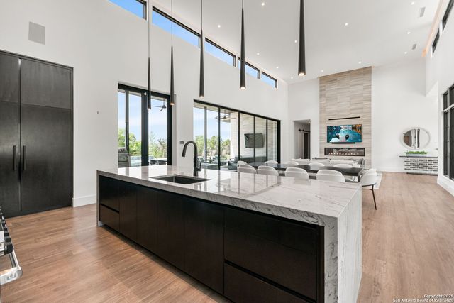 125 Monterey Trail, Boerne, TX 78006