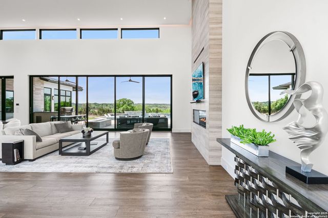 125 Monterey Trail, Boerne, TX 78006